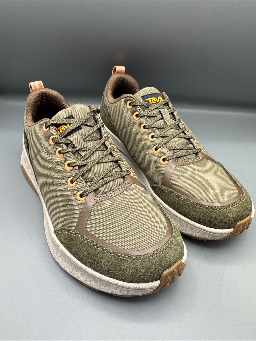Teva Women's Ellwood Slip-Resistant Sneakers